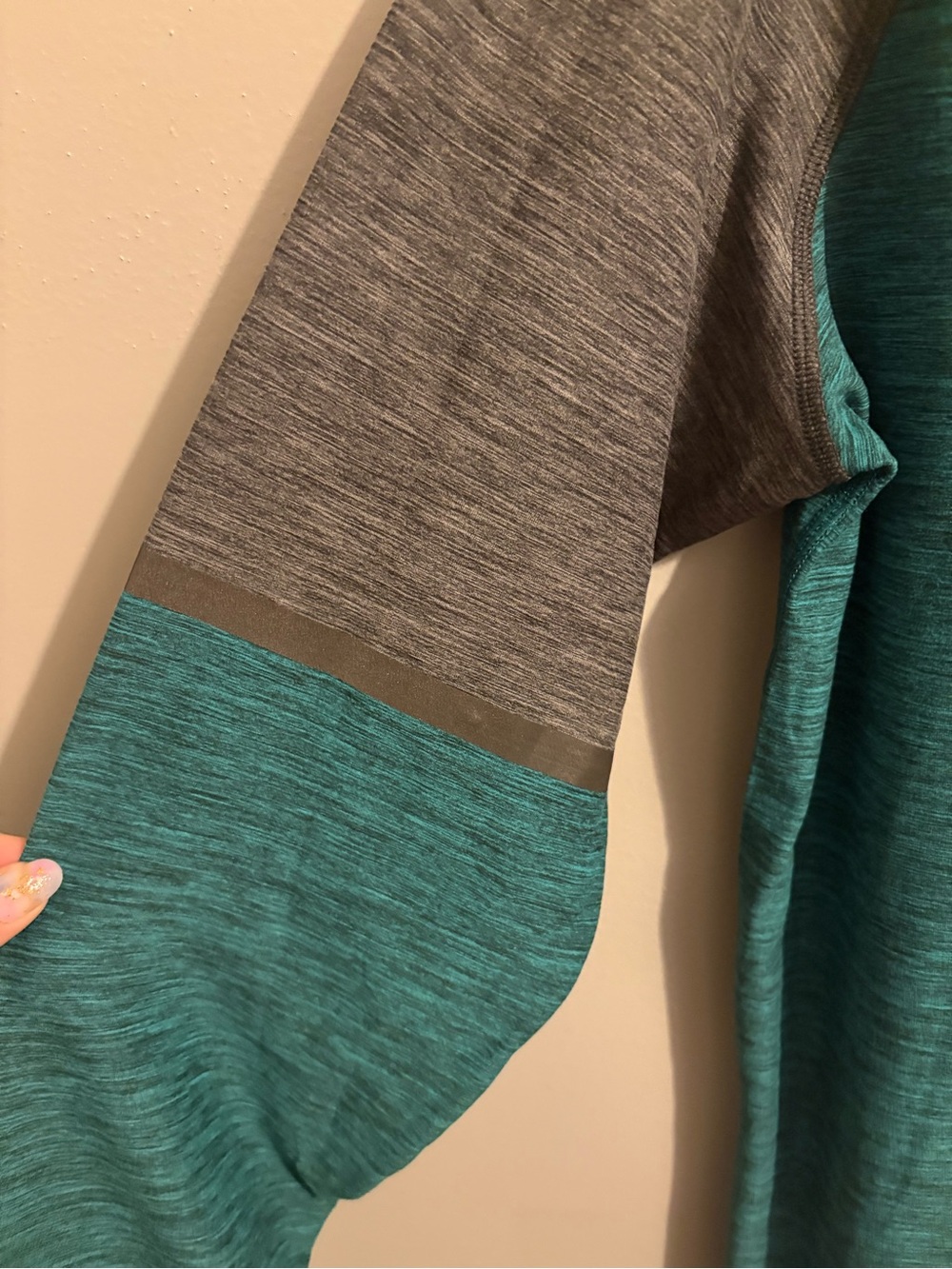 American Eagle Men’s Flex Active Top - Picture 4 of 7